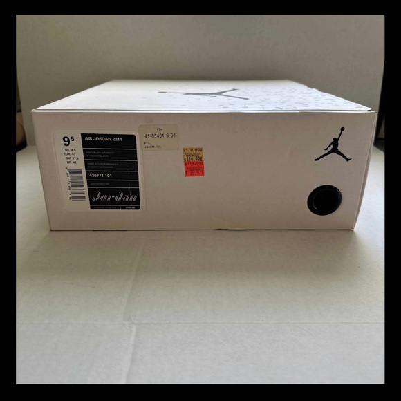 Air Jordan 2011 - White Black - Picture 6 of 7